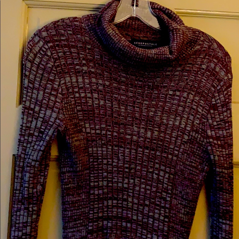 Turtle neck shirt